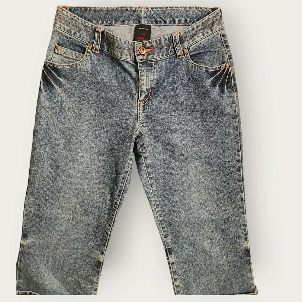 Fubu capri denim Juniors/ladies Sz 7/8 cuffed medium wash mid-rise - Picture 3 of 12